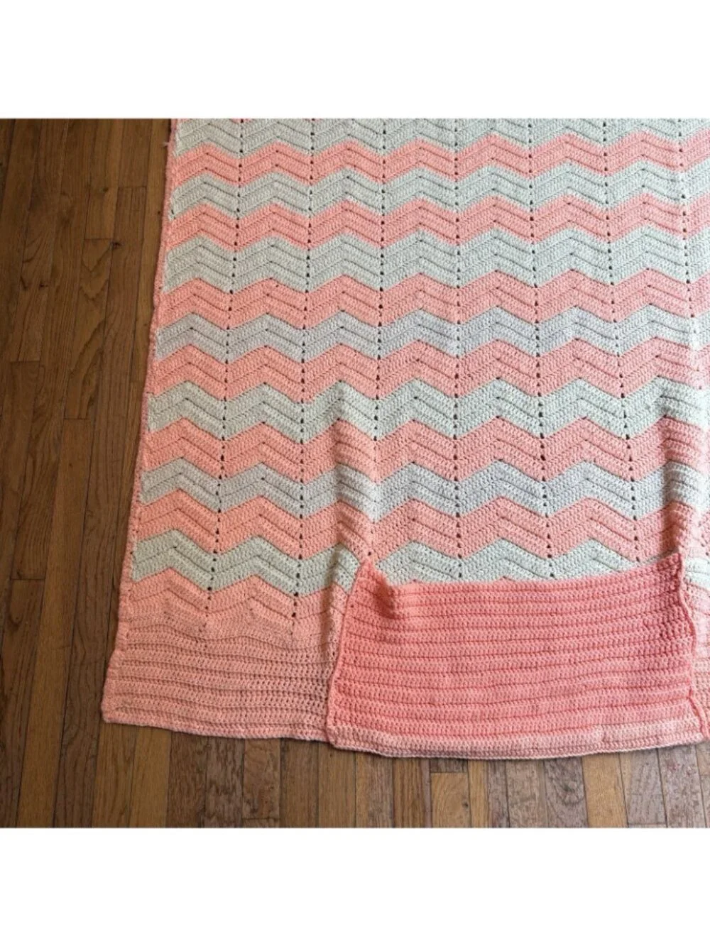 Handmade Knit Crochet Blanket Throw w/ Foot Pouch Pocket White Pink 66